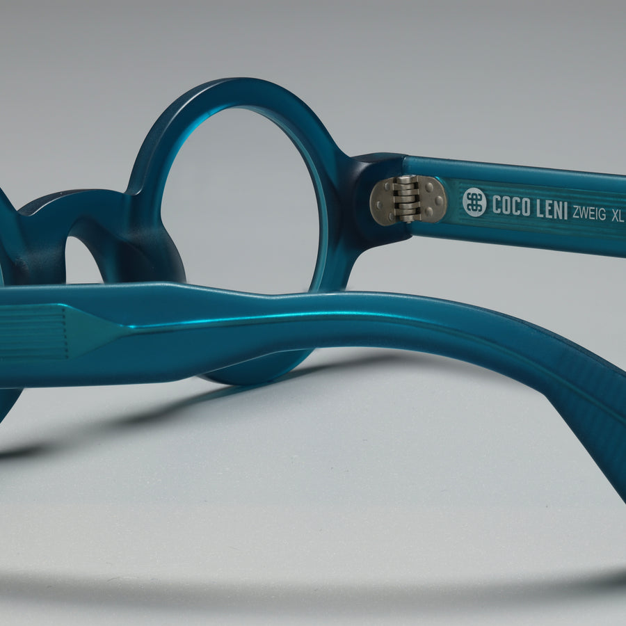 Zweig Teal close-up 2