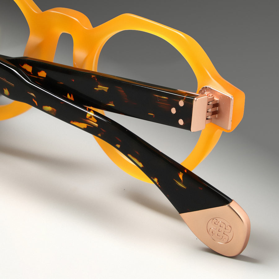 Hermann Honey Structura close-up 2