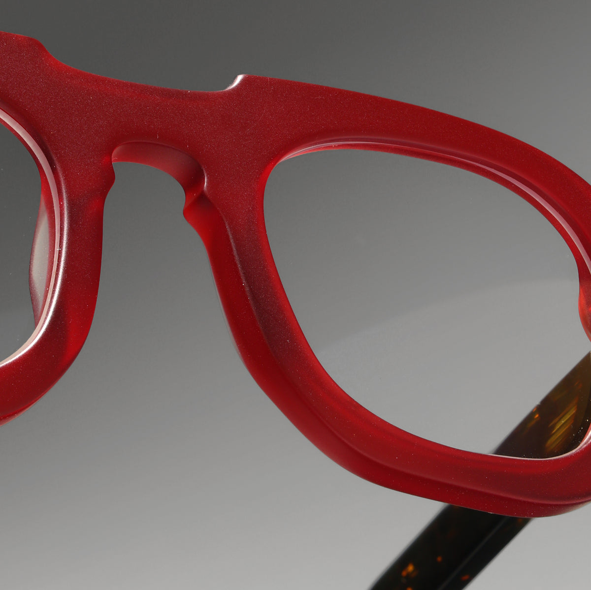 Hermann Red Structura close-up 1