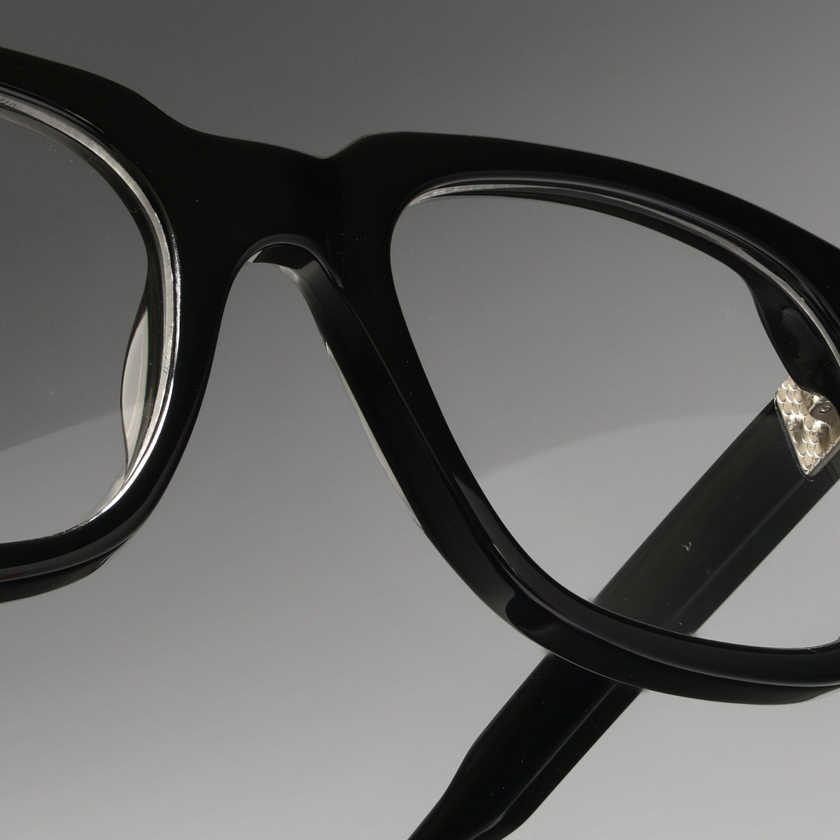 Marken Black Structura close-up 1