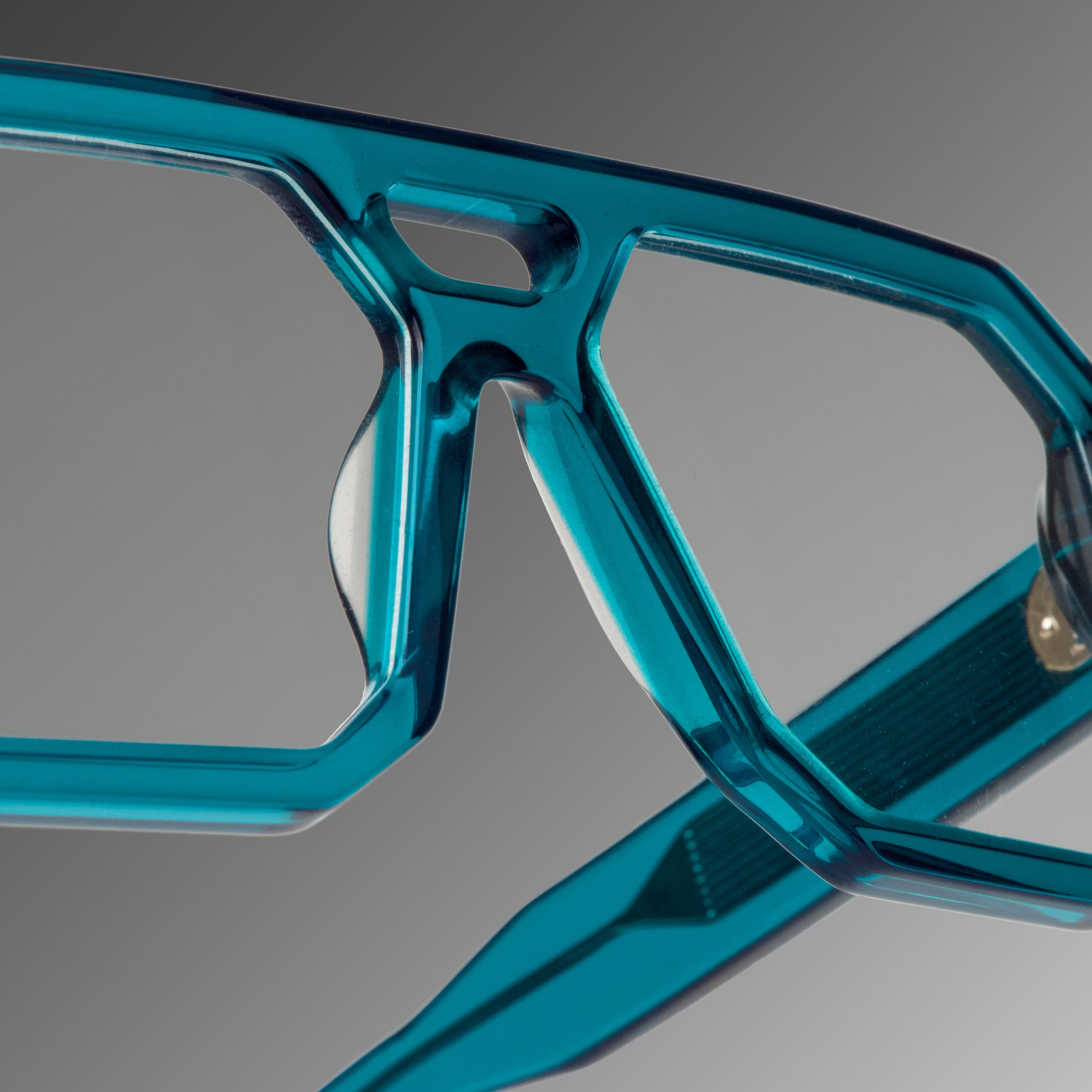 Rebel Teal SG